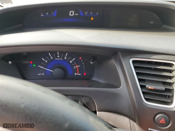2014 Honda Civic Coupe LX with VIN 2HGFG3B5XEH522168, listed as a Copart auction lot 81111324 with 0 mi miles and Salvage Title. Bid and sale history available at carsss.com. Image 9.