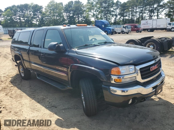 2005 GMC Sierra 2500HD SLT with VIN 1GTHK292X5E141116, listed as a Copart auction lot 61093415 with 160,630 mi miles and Salvage title. Bid and sale history available at DreamBid. Image 4.