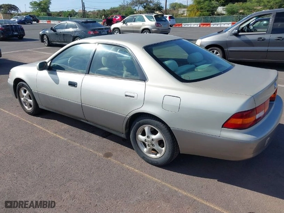 1997 Lexus ES 300 Luxury Sport Sdn with VIN JT8BF22G9V0034120, listed as a IAAI auction lot 41713463 with NaN miles. Bid and sale history available at carsss.com. Image 3.