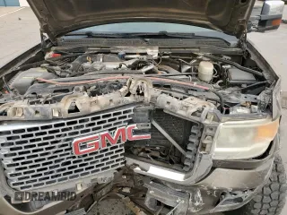 2015 GMC Sierra 2500HD available WiFi Denali with VIN 1GT120E86FF625876, listed as a Copart auction lot 45034795 with 134,185 mi miles and Salvage Title. Bid and sale history available at carsss.com. Image 13.