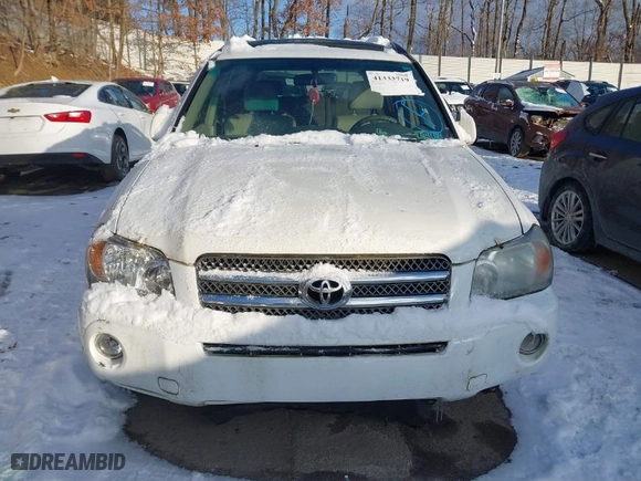 2006 Toyota Highlander Hybrid with VIN JTEEW21A760018510, listed as a IAAI auction lot 41333719 with 196,350 mi miles. Bid and sale history available at carsss.com. Image 13.