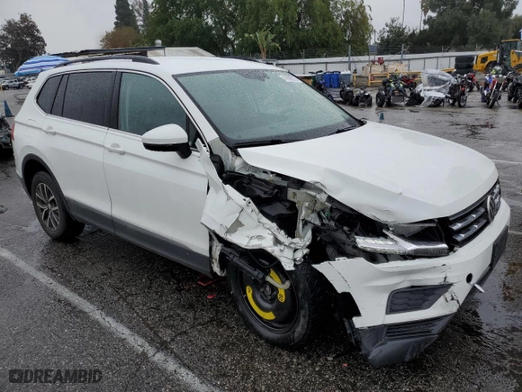 2018 Volkswagen Tiguan SEL with VIN 3VV3B7AX0JM207578, listed as a Copart auction lot 47988505 with 150,664 mi miles and Salvage Title. Bid and sale history available at carsss.com. Image 4.