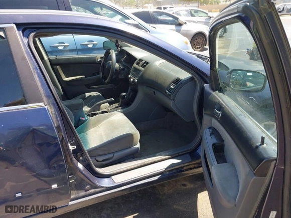 2006 Honda Accord Sdn LX SE with VIN 1HGCM56386A016323, listed as a IAAI auction lot 42066879 with 241,957 mi miles. Bid and sale history available at carsss.com. Image 5.