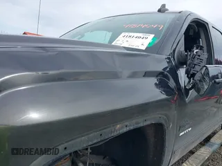 2015 GMC Sierra 1500 SLE z VIN 1GTV2UEC1FZ321141, wystawiony jako IAAI lot #41814049 z przebiegiem 91 173 mil mil oraz . Historia ofert i sprzedaży dostępna na DreamBid. Obrazek 18.