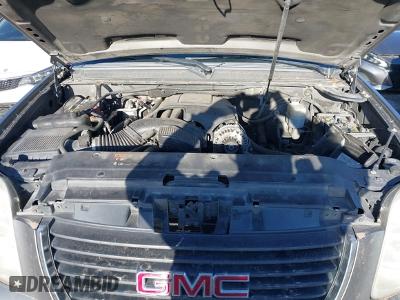 2012 GMC Yukon SLE with VIN 1GKS1AE06CR218372, listed as a IAAI auction lot 41591288 with 166,596 mi miles. Bid and sale history available at carsss.com. Image 10.