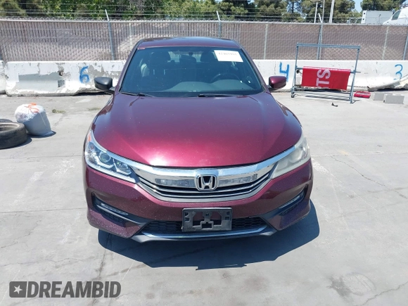 2016 Honda Accord Sport z VIN 1HGCR2F52GA128487, wystawiony jako IAAI lot #42465955 z przebiegiem Nie podano mil oraz . Historia ofert i sprzedaży dostępna na DreamBid. Obrazek 12.