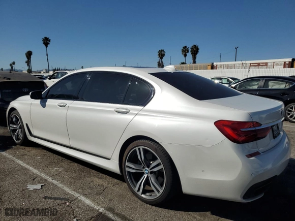 2019 BMW 7 Series 750i with VIN WBA7F0C5XKGM25771, listed as a Copart auction lot 47239195 with 73,691 mi miles and Salvage Title. Bid and sale history available at carsss.com. Image 2.