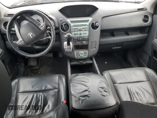 2010 Honda Pilot Touring with VIN 5FNYF4H8XAB004899, listed as a Copart auction lot 49596535 with 210,267 mi miles and Clean Title. Bid and sale history available at DreamBid. Image 8.