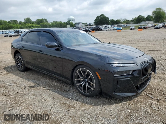 2024 BMW 7 Series 760i xDrive with VIN WBA33EJ05RCS20369, listed as a Copart auction lot 58822485 with 14,554 mi miles and Salvage title. Bid and sale history available at DreamBid. Image 4.