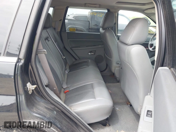 2006 Jeep Grand Cherokee Limited with VIN 1J8HR58NX6C165964, listed as a IAAI auction lot 42242453 with 112,670 mi miles and . Bid and sale history available at DreamBid. Image 8.