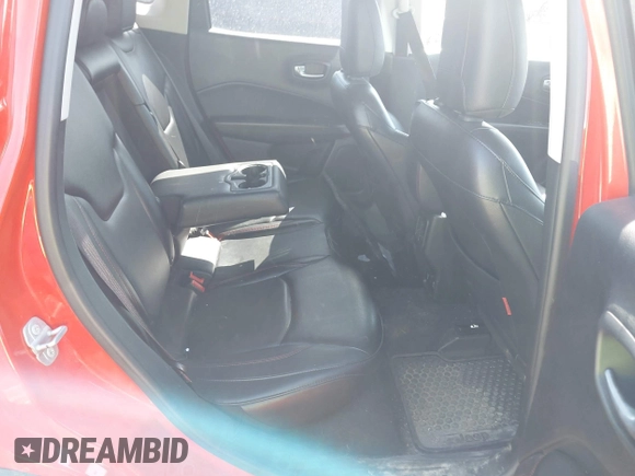 2018 Jeep Compass Trailhawk with VIN 3C4NJDDB4JT336745, listed as a IAAI auction lot 41898924 with 94,471 mi miles and . Bid and sale history available at carsss.com. Image 8.
