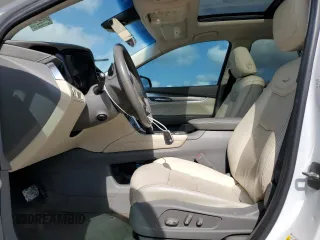 2021 Cadillac XT5 FWD Premium Luxury z VIN 1GYKNCR48MZ136597, wystawiony jako Copart lot #79694104 z przebiegiem 52 504 mil mil oraz Szkoda całkowita • Salvage title. Historia ofert i sprzedaży dostępna na DreamBid. Obrazek 7.