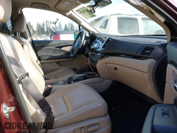 2016 Honda Pilot Touring with VIN 5FNYF6H99GB094933, listed as a IAAI auction lot 41967730 with 98,841 mi miles. Bid and sale history available at carsss.com. Image 5.