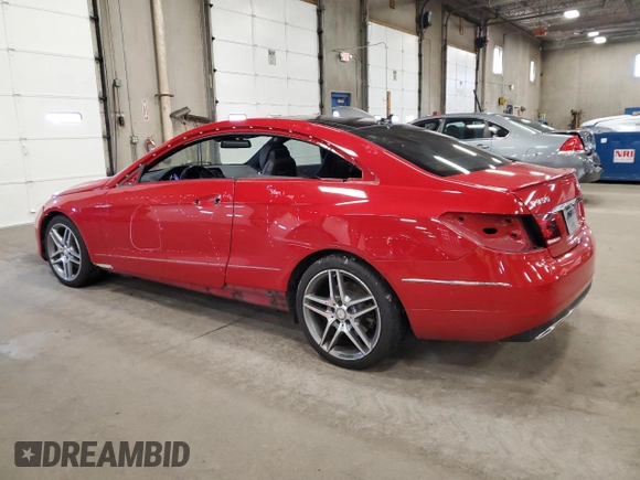 2014 Mercedes-Benz E 350 z VIN WDDKJ8JB0EF241927, wystawiony jako Copart lot #57474985 z przebiegiem 96 335 mil mil oraz Szkoda całkowita • Salvage title. Historia ofert i sprzedaży dostępna na DreamBid. Obrazek 2.