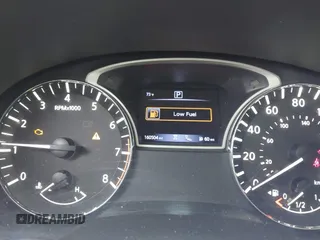 2018 Nissan Pathfinder SL with VIN 5N1DR2MN0JC633392, listed as a IAAI auction lot 41819626 with 160,504 mi miles. Bid and sale history available at carsss.com. Image 7.