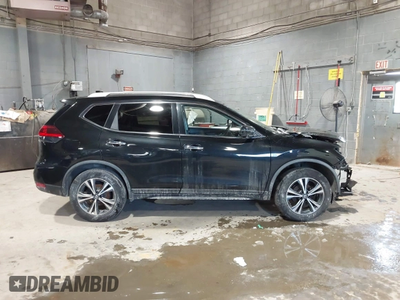 2019 Nissan Rogue SV with VIN JN8AT2MV8KW394025, listed as a IAAI auction lot 41473221 with 105,698 mi miles. Bid and sale history available at carsss.com. Image 13.