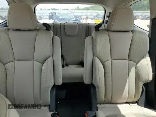 2019 Subaru Ascent Premium с VIN 4S4WMAFD0K3421261, выставлен на аукционе Copart как лот 58651975 с пробегом 36 300 миль миль и Списание • Salvage title. История ставок и продаж доступна на DreamBid. Изображение 10.