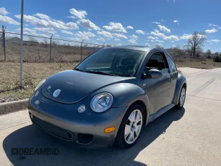 2003 Volkswagen New Beetle Coupe S with VIN 3VWFE21C73M414648, listed as a Copart auction lot 48003495 with 163,317 mi miles and Clean Title. Bid and sale history available at carsss.com. Image 2.
