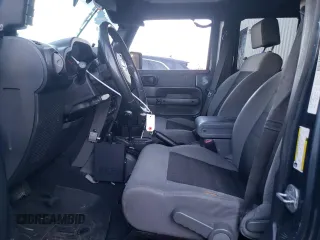 2008 Jeep Wrangler Unlimited X с VIN 1J8GA39138L562843, выставлен на аукционе Copart как лот 89177555 с пробегом 159 560 миль миль и Списание • Salvage title. История ставок и продаж доступна на DreamBid. Изображение 7.