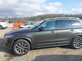 2018 Volvo XC90 Momentum with VIN YV4102PK4J1348626, listed as a IAAI auction lot 41478726 with 141,694 mi miles. Bid and sale history available at carsss.com. Image 14.