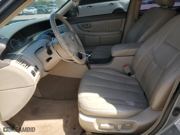2002 Toyota Avalon XL with VIN 4T1BF28B42U255976, listed as a Copart auction lot 51081075 with 232,850 mi miles and Clean Title. Bid and sale history available at carsss.com. Image 7.