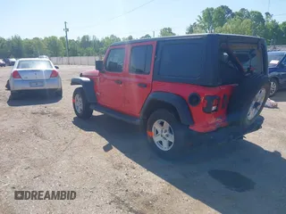 2018 Jeep Wrangler Unlimited Sport S с VIN 1C4HJXDG0JW132321, выставлен на аукционе IAAI как лот 42038361 с пробегом 158 673 миль миль и . История ставок и продаж доступна на DreamBid. Изображение 3.