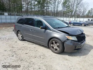 2011 Honda Odyssey Touring with VIN 5FNRL5H99BB004308, listed as a IAAI auction lot 41682510 with 225,905 mi miles. Bid and sale history available at carsss.com. Image 1.