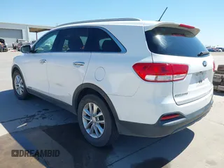 2016 Kia Sorento LX z VIN 5XYPGDA50GG141084, wystawiony jako IAAI lot #41848617 z przebiegiem 102 576 mil mil oraz . Historia ofert i sprzedaży dostępna na DreamBid. Obrazek 3.