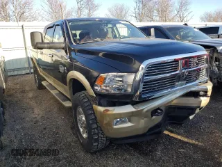 2012 Ram 3500 Laramie Limited z VIN 3C63D3NL0CG213091, wystawiony jako Copart lot #46996525 z przebiegiem 116 776 mil mil oraz Szkody całkowita. Historia ofert i sprzedaży dostępna na DreamBid. Obrazek 1.