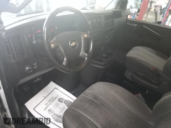2019 Chevrolet Express Cargo with VIN 1GCWGAFPXK1368408, listed as a IAAI auction lot 42682889 with 154,668 mi miles and . Bid and sale history available at DreamBid. Image 31.