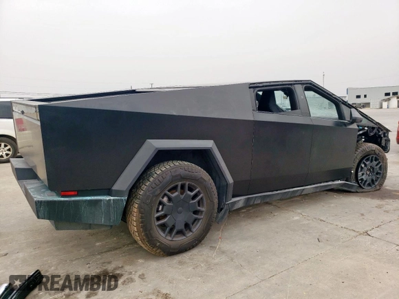 2024 Tesla Cybertruck with VIN 7G2CEHED3RA021099, listed as a Copart auction lot 47808765 with 0 mi miles and Salvage Title. Bid and sale history available at carsss.com. Image 3.