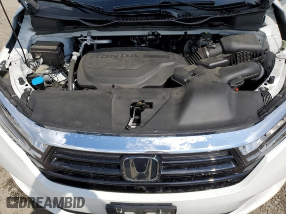 2022 Honda Odyssey Touring with VIN 5FNRL6H87NB040726, listed as a Copart auction lot 57038425 with 37,069 mi miles and Salvage title. Bid and sale history available at DreamBid. Image 12.