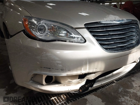 2014 Chrysler 200 Touring with VIN 1C3CCBBB8EN107990, listed as a IAAI auction lot 41878376 with 137,424 mi miles. Bid and sale history available at carsss.com. Image 12.