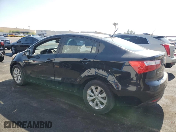 2013 Kia Rio EX z VIN KNADN4A30D6104166, wystawiony jako Copart lot #62711245 z przebiegiem 129 718 mil mil oraz Szkoda całkowita • Salvage title. Historia ofert i sprzedaży dostępna na DreamBid. Obrazek 2.