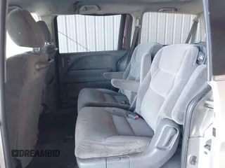 2005 Honda Odyssey LX with VIN 5FNRL38255B131729, listed as a IAAI auction lot 41880067 with 333,450 mi miles. Bid and sale history available at carsss.com. Image 8.