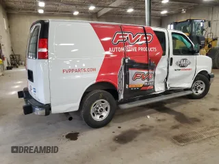 2020 GMC Savana Cargo Van with VIN 1GTW7AFG9L1223393, listed as a Copart auction lot 49453135 with 131,260 mi miles and Salvage Title. Bid and sale history available at carsss.com. Image 3.