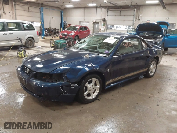 2002 Ford Mustang Standard z VIN 1FAFP40452F117630, wystawiony jako IAAI lot #41882744 z przebiegiem 85 218 mil mil oraz . Historia ofert i sprzedaży dostępna na DreamBid. Obrazek 20.