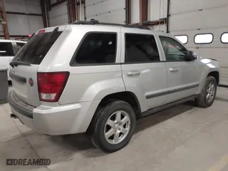 2008 Jeep Grand Cherokee Laredo with VIN 1J8GR48K68C226144, listed as a IAAI auction lot 41686686 with 191,620 mi miles. Bid and sale history available at carsss.com. Image 4.