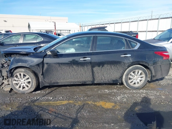 2017 Nissan Altima SV with VIN 1N4AL3AP6HC272870, listed as a IAAI auction lot 41437321 with 167,149 mi miles and . Bid and sale history available at carsss.com. Image 15.
