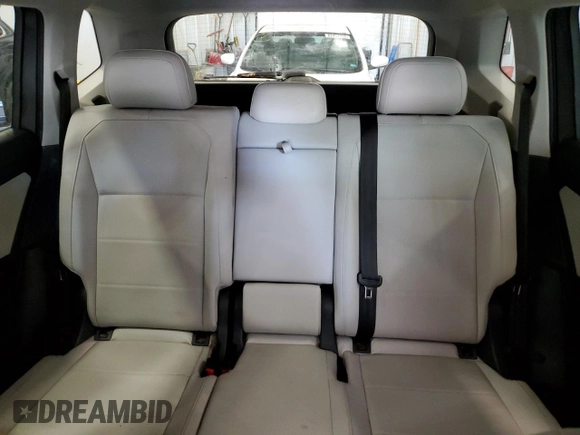 2018 Volkswagen Tiguan SEL с VIN 3VV2B7AX2JM027014, выставлен на аукционе Copart как лот 62408815 с пробегом 131 053 миль миль и Чистый • Clean title. История ставок и продаж доступна на DreamBid. Изображение 10.
