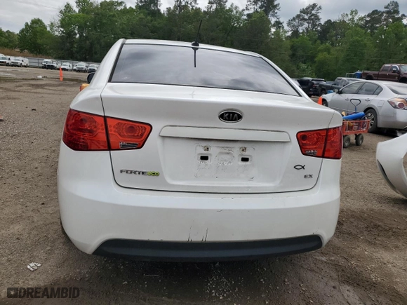 2013 Kia Forte EX with VIN KNAFU4A24D5734104, listed as a Copart auction lot 52175025 with 149,622 mi miles and Salvage Title. Bid and sale history available at carsss.com. Image 6.
