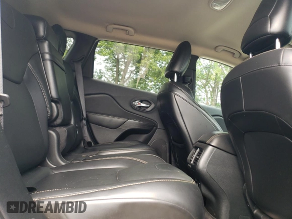 2016 Jeep Cherokee Limited with VIN 1C4PJMDB0GW210068, listed as a Copart auction lot 65023435 with 190,414 mi miles and Clean title. Bid and sale history available at DreamBid. Image 10.