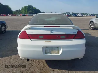 2001 Honda Accord EX с VIN 1HGCG22581A001018, выставлен на аукционе IAAI как лот 42104460 с пробегом 132 247 миль миль и . История ставок и продаж доступна на DreamBid. Изображение 16.
