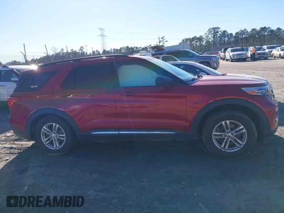 2020 Ford Explorer XLT with VIN 1FMSK7DH6LGA23236, listed as a IAAI auction lot 41733624 with 116,556 mi miles. Bid and sale history available at carsss.com. Image 13.