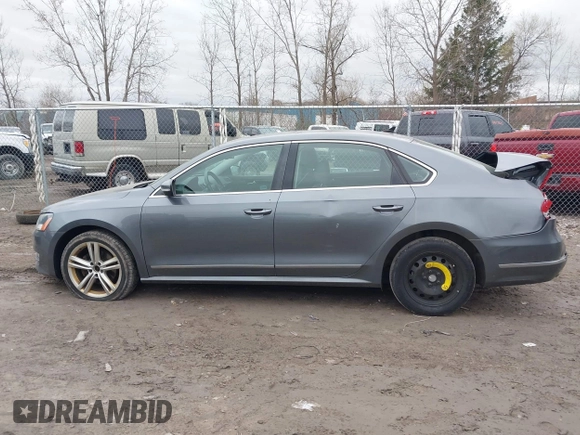 2015 Volkswagen Passat 2.0L TDI SEL Premium with VIN 1VWCV7A34FC094467, listed as a IAAI auction lot 42030825 with 184,517 mi miles. Bid and sale history available at carsss.com. Image 14.