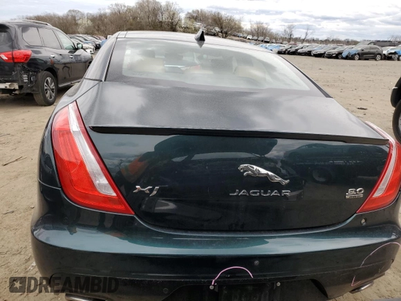 2019 Jaguar XJ with VIN SAJWJ1CDXK8W19559, listed as a Copart auction lot 46617024 with 43,178 mi miles and Salvage Title. Bid and sale history available at carsss.com. Image 6.