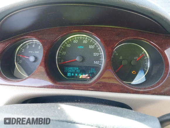 2006 Buick Lucerne CXL with VIN 1G4HD57206U216987, listed as a IAAI auction lot 41569149 with 173,820 mi miles. Bid and sale history available at carsss.com. Image 7.