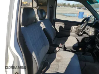 1993 Nissan Frontier z VIN 1N6SD16S7PC353014, wystawiony jako Copart lot #88586865 z przebiegiem 288 557 mil mil oraz Nie do naprawy • Non repairable. Historia ofert i sprzedaży dostępna na DreamBid. Obrazek 10.
