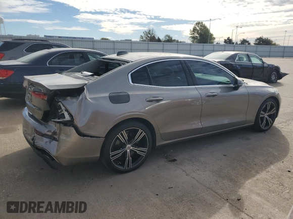 2019 Volvo S60 Inscription with VIN 7JRA22TLXKG001331, listed as a Copart auction lot 75882814 with 87,685 mi miles and Salvage Title. Bid and sale history available at carsss.com. Image 3.