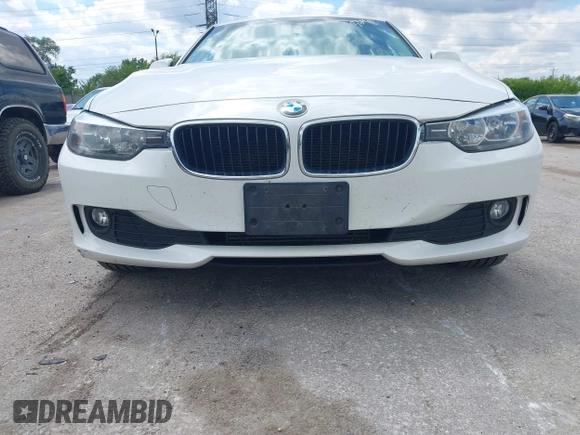 2013 BMW 3 Series 320i xDrive with VIN WBA3C3C53DF979770, listed as a IAAI auction lot 42373648 with 151,142 mi miles and . Bid and sale history available at DreamBid. Image 12.